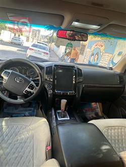 تويوتا لاندكروزر